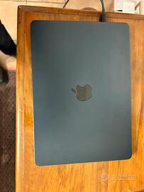 MacBook Air 13,6 “ chip M2 8Gb - 256 Gb hard disk