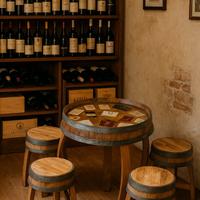 TAVOLINO fondo botte - etichette vini 4 sgabelli