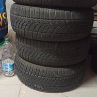 4 gomme invernali Renault Clio + 1 estiva