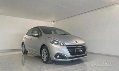 Peugeot 208  1600 cc diese blu hdi
