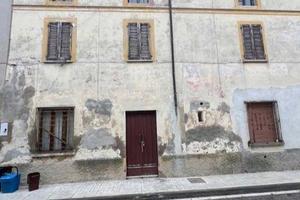 Immobile in asta di 163 m² con 5 locali a Tornata
