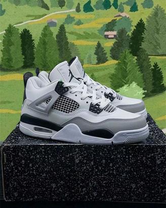 Jordan 4 Military Black EU 42