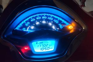 vespa 300 GTS touring 