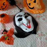 set per Halloween 