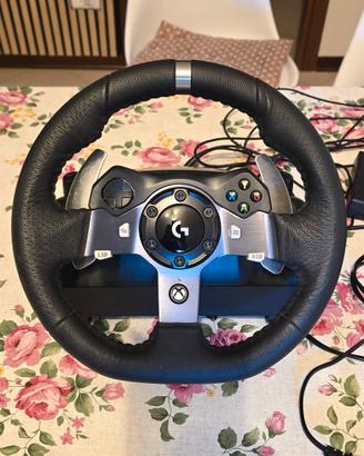 Volante e Pedaliera +Supporto  LOGITECH 