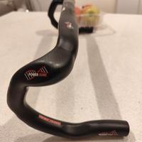 Manubrio in carbonio 3T con snodo 