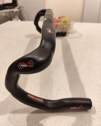 Manubrio in carbonio 3T con snodo 