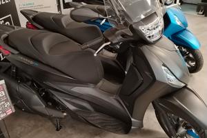 Piaggio Beverly 400