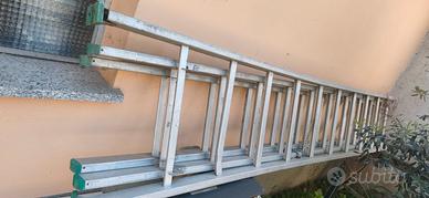 Scala a Sfilo in alluminio 