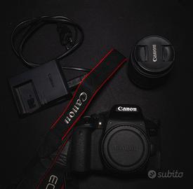 Reflex Canon EOS 800D + Canon 18-55 IS STM