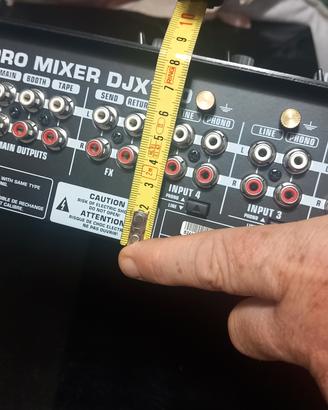  behringer djx 750