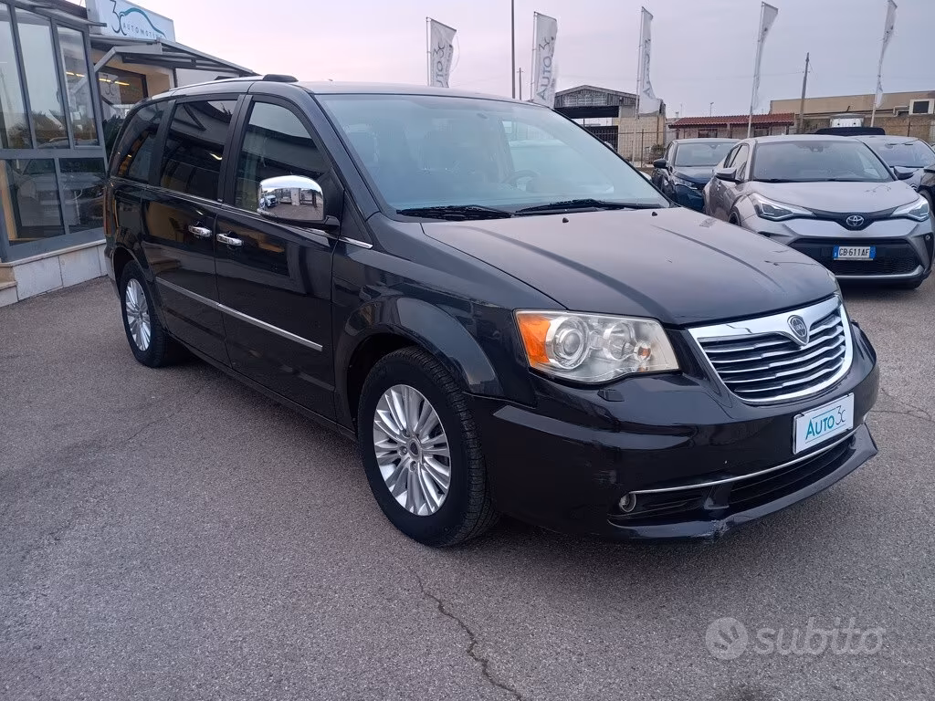 Lancia Voyager