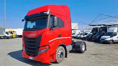 Iveco S-WAY 480 TRATTORE IN ADR