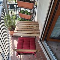 Tavolino e 2 sedie ikea