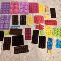 formine forme in gomma per gesso o dolci