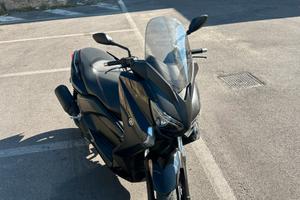 XMAX 125
