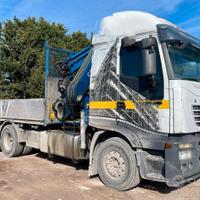 Gru usata fassi f250a.24 l203 su iveco magirus