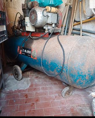 compressore italiano 220 volts uso professionale
