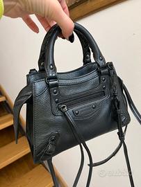 Balenciaga nei mini