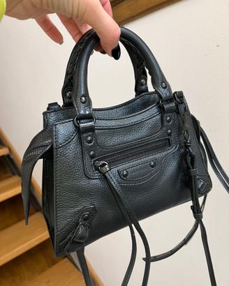 Balenciaga nei mini