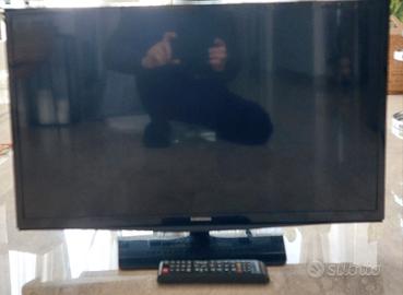SAMSUNG Smart TV 28"