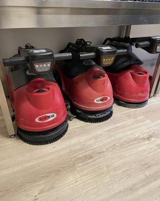 Lavapavimenti a batteria usata batteria nuova