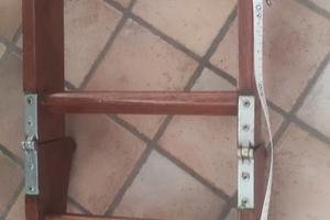 Scaletta in legno. Per gozzo o Riva in mogano