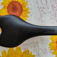 SELLA BICI IN CARBONIO