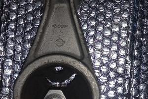 supporto superiore nissa juke 1.5 dci 