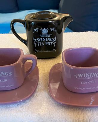 Tazze e teiera Twinings; buon dono per te.