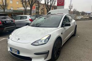 Tesla Model 3 Long Range AWD Performance