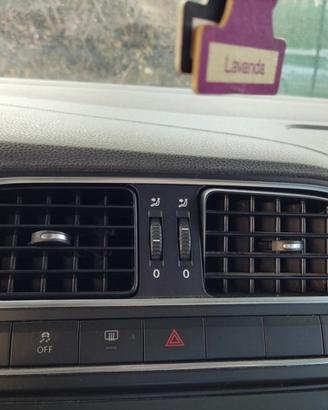 Bocchetta clima centrale VOLKSWAGEN POLO del 2010