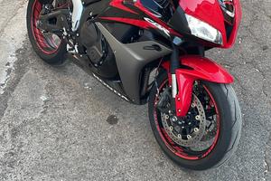Honda cbr 600 rr