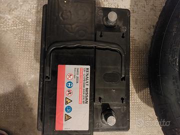 ruotino 185/65R15 più batteria orig.Dacia