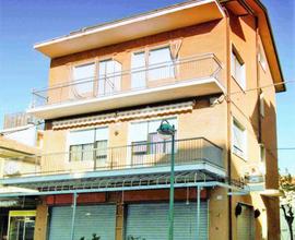 NEGOZIO A BELLARIA-IGEA MARINA
