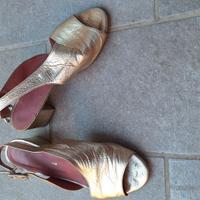 sandali tacco basso dorati vero cuoio