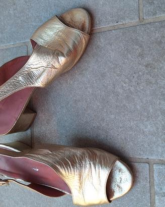 sandali tacco basso dorati vero cuoio