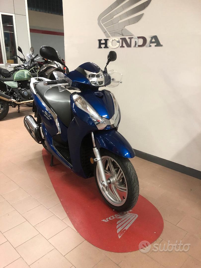 honda sh 125 - scooter  Motomarche Latini - moto scooter Senigallia