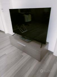 2 porta Tv uno da 150 e uno da 180