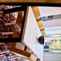 Tavolo massiccio in legno