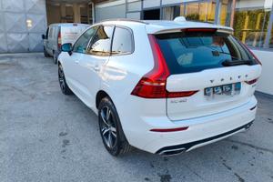 Volvo XC60 B4 (d) AWD Geartronic R-design