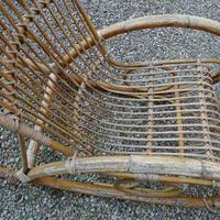 Sedia a dondolo da esterno in vimini