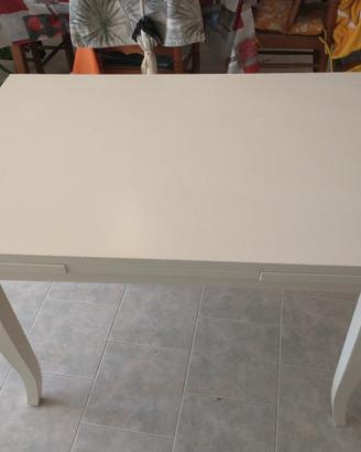 Tavolo bianco 