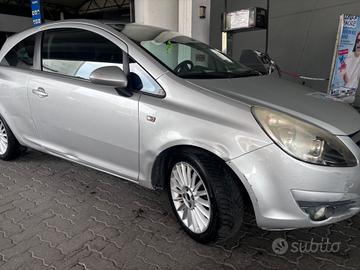 Opel Corsa 1.4 16V 3 porte Sport EURO 5