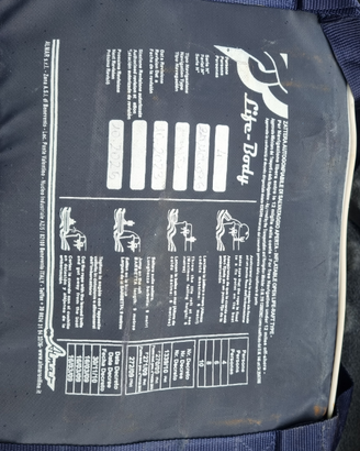 Zattera entro le 12 miglia