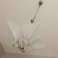 Lampadario moderno 8 luci vetro satinato e cromo