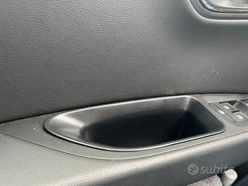 Seat Leon 2013/2019 tasca porta oggetti x maniglia