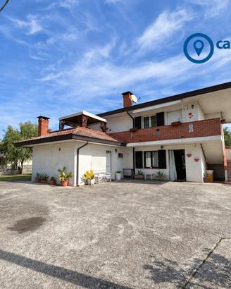 Casa singola con ampio giardino