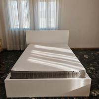 Letto MALM Ikea 140x200 + materasso HOVAG