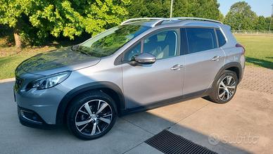 Peugeot 2008 BlueHDi - Allure - Neopatentati